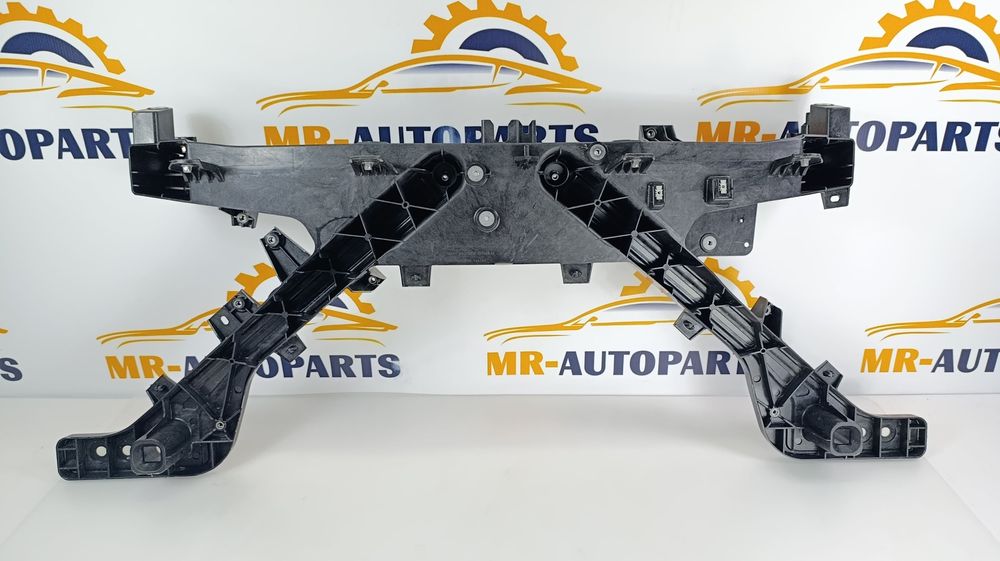 Передній телевізор установочна панель Tesla Model Y 2025 (Juniper)