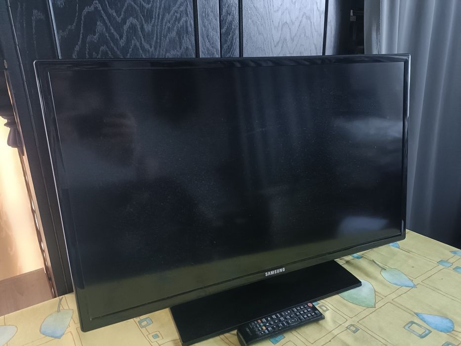 Telewizor LED Samsung 32 cale 100% sprawny