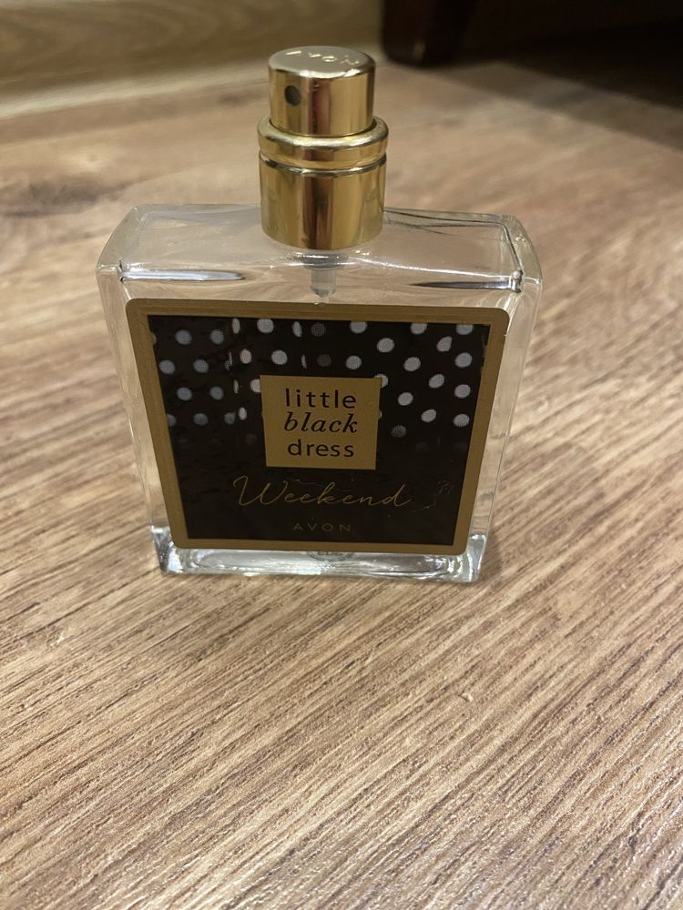 Woda perfumowana avon little black dress