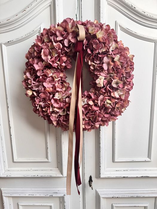 Elegancki wianek z jesiennych kolorach