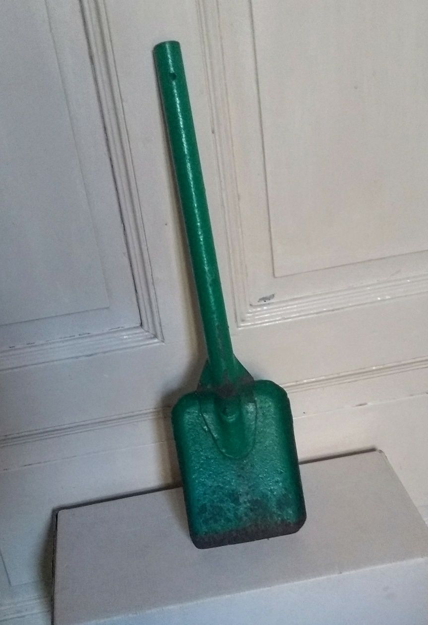 Duża szufla, szufelka do węgla