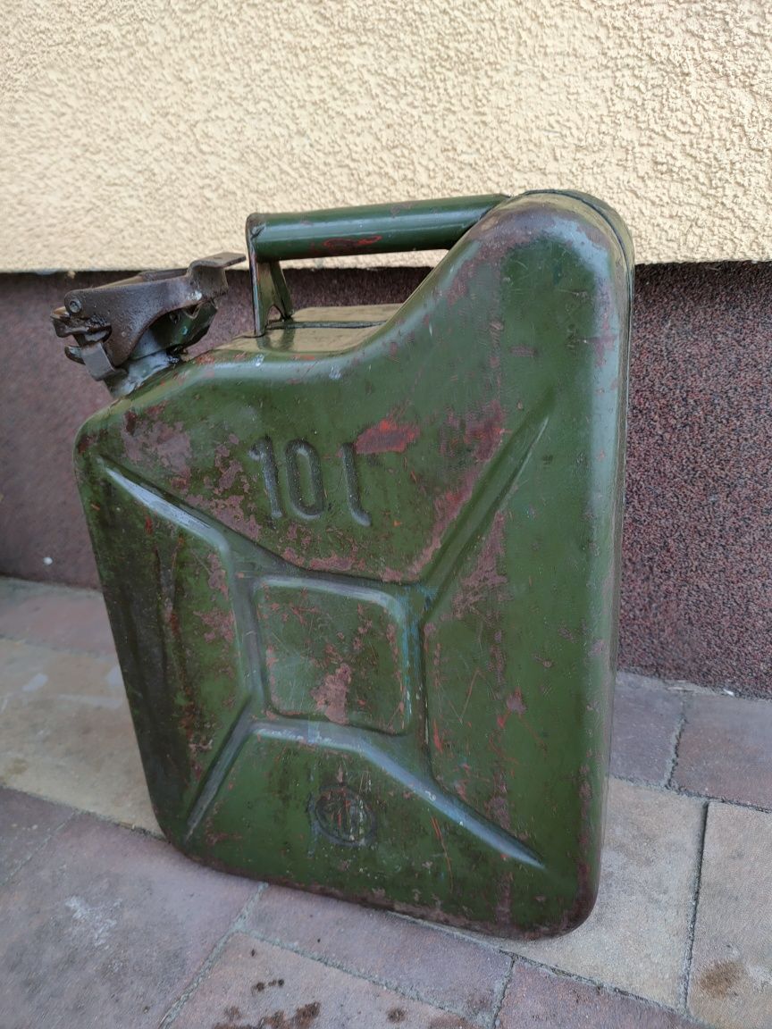 Zabytkowy kanister 10 litrowy sygnowany logo H. Cegielski