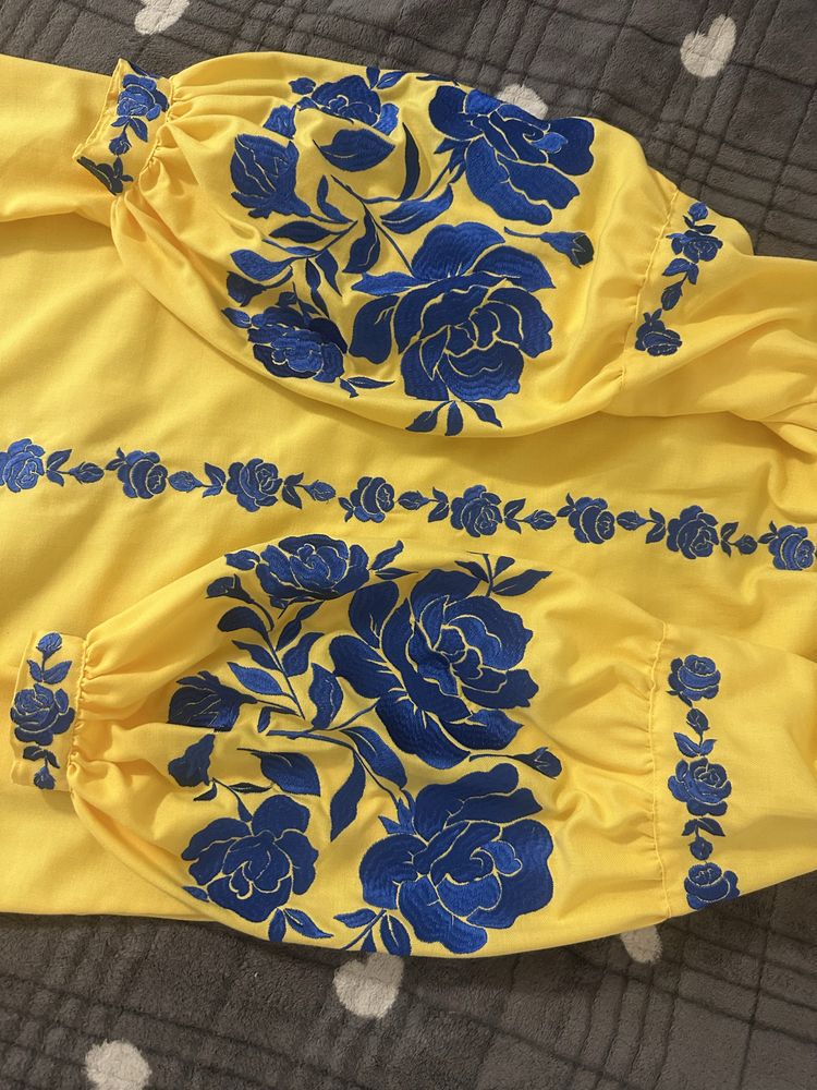 Вишиванка жіноча