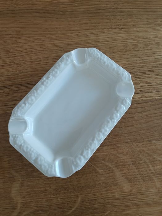 Porcelanowa popielniczka Rosenthal Classic Rose – biała, Niemcy