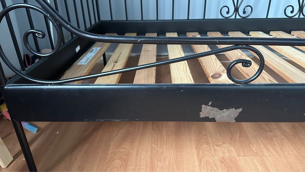 Łóżko metalowe ikea