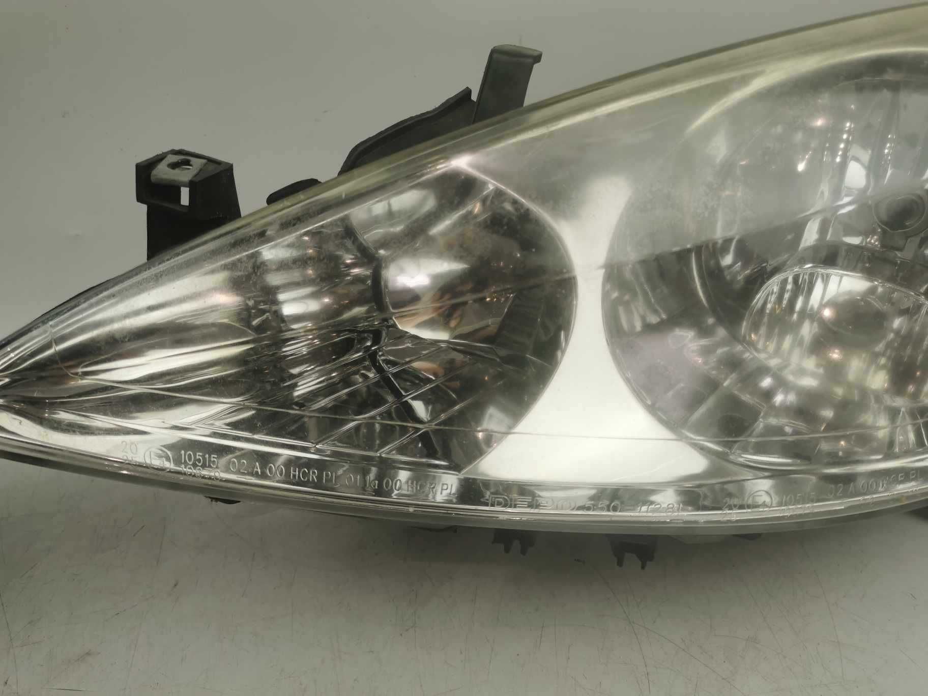 Komplet Lampa prawa lewa przód Peugeot 307