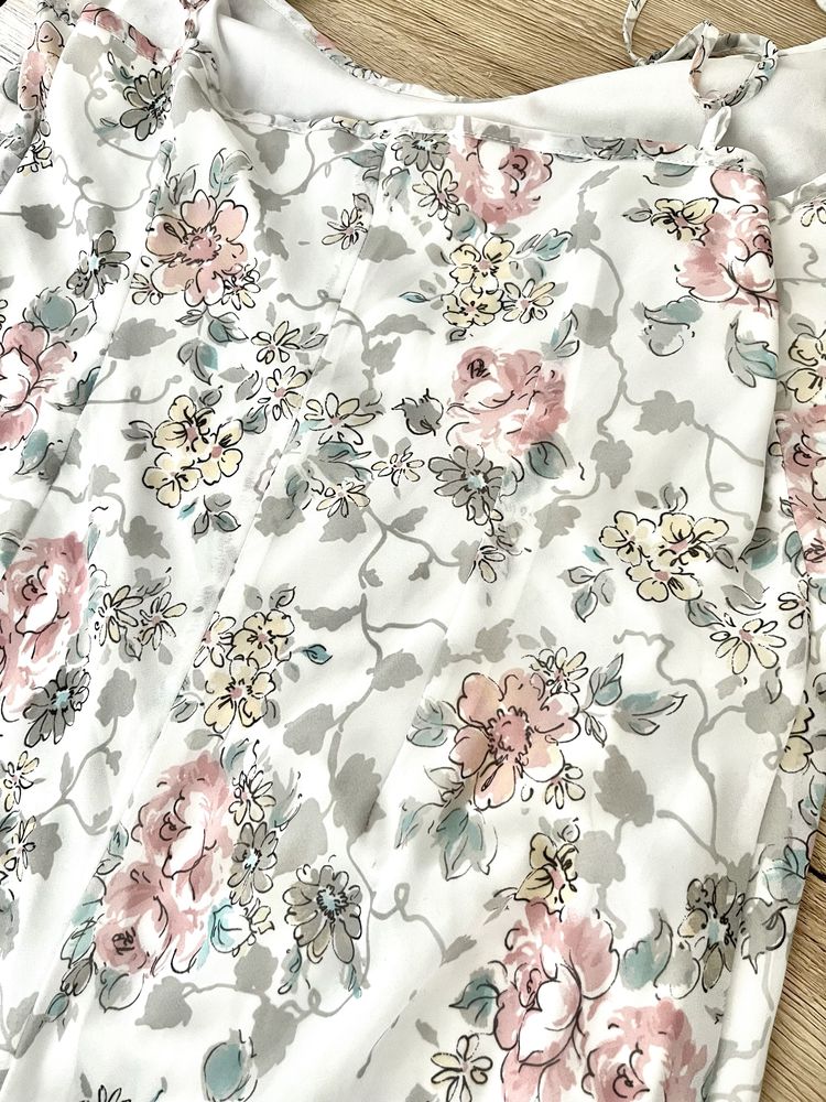 Elegancka sukienka w kwiatki długa maxi z tiulem na wesele 42 44