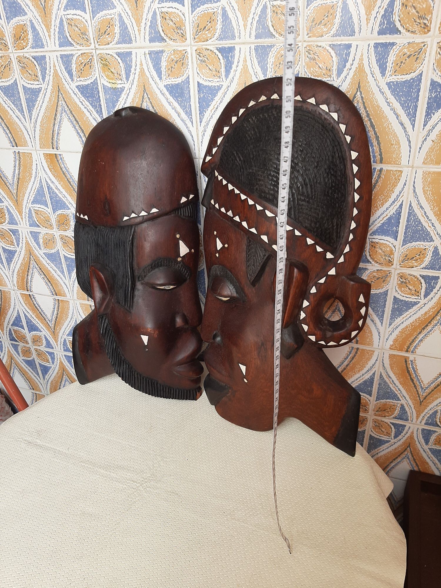 Mascaras de arte africana  em bom estado