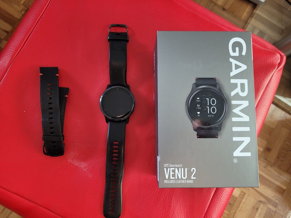 Smartwatch Garmin Venu 2 z dodatkowym skórzanym paskiem