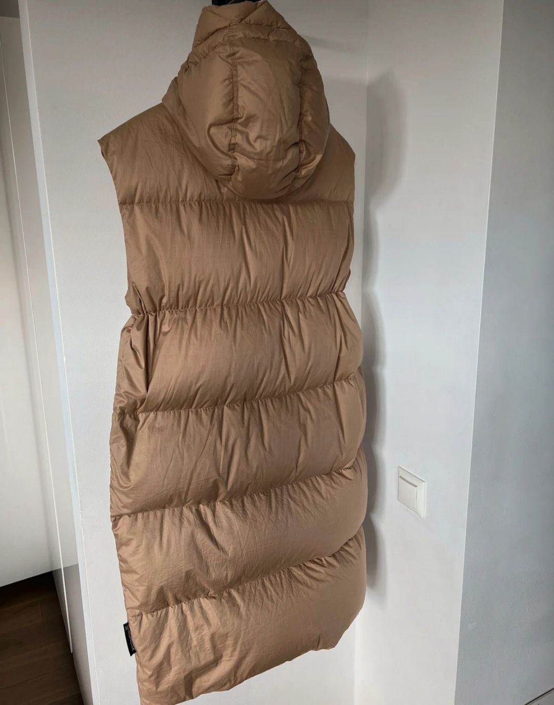 Moncler dluga  kamizelka bezrekawnik vitkac