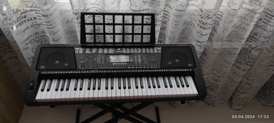 Синтезатор Meike 939 Midi