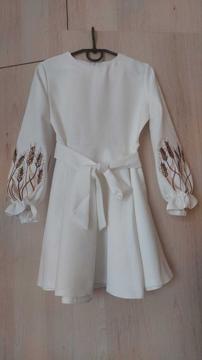 Сукня з вишивкою дитяча на дівчинку 110-128