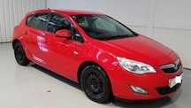 Opel Astra J 1.3 CDTI de 2010 disponível para peças MOTOR E CAIXA VENDIDOS