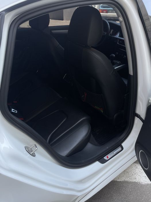 Audi A4 b8 S-line quattro