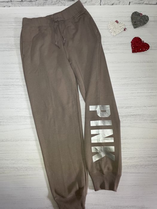 Костюм спортивный женский Victoria's Secret