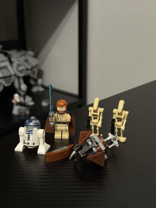 Lego Star Wars Figurki z Zestawu Naboo Starfighter 75092