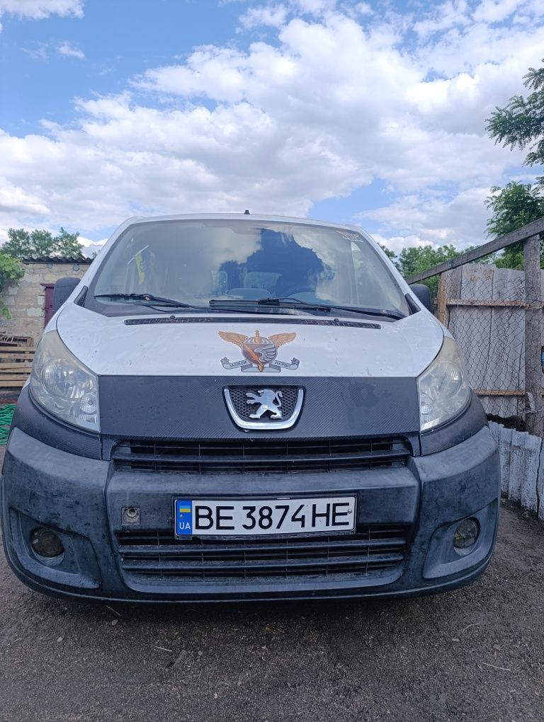 Продам або обмін буса