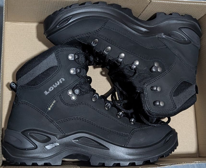 Жіночі черевики LOWA Renegade GTX mid Ws 0998 deep black 39,5 розмір