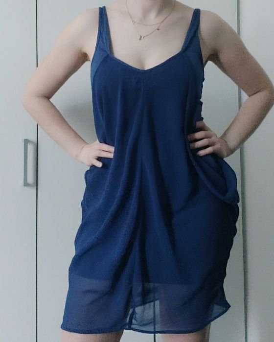 Sukienka Stradivarius S