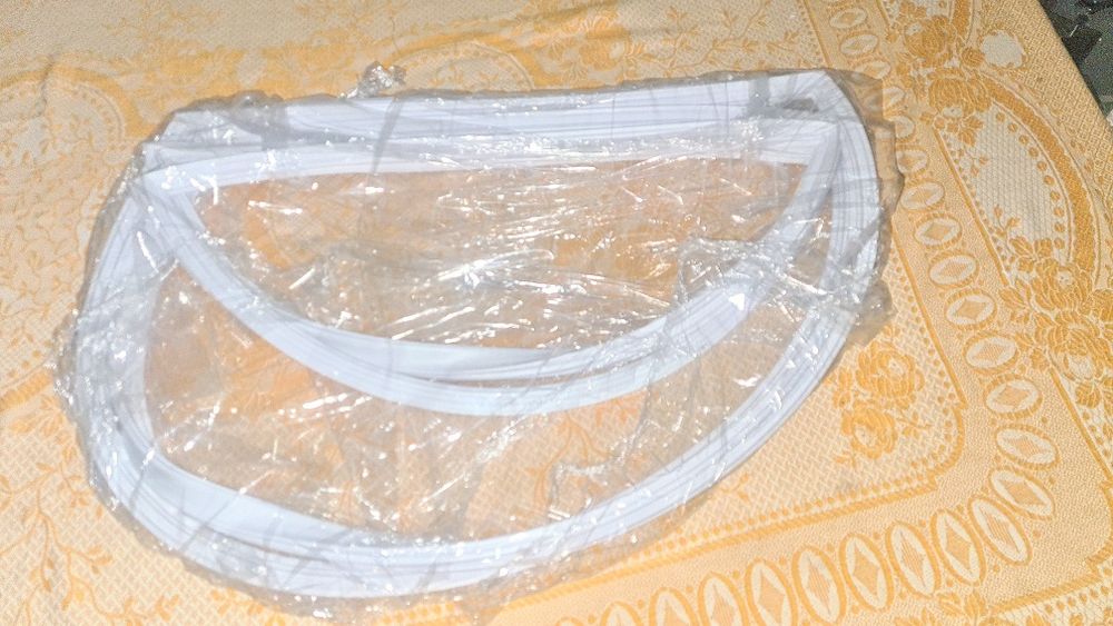 Уплотнитель холодильника BOSCH. Ущільнювач Бош.