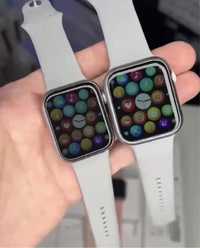 Apple Watch S7, silver, 45 mm