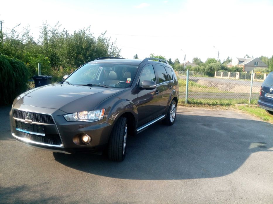 Śliczny Outlander Polift klima elektryka sprowadzony