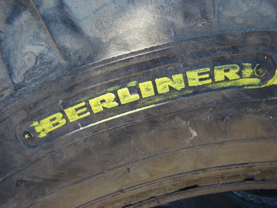 Opony używane 16/70-20 14PR produkcji niemieckiej