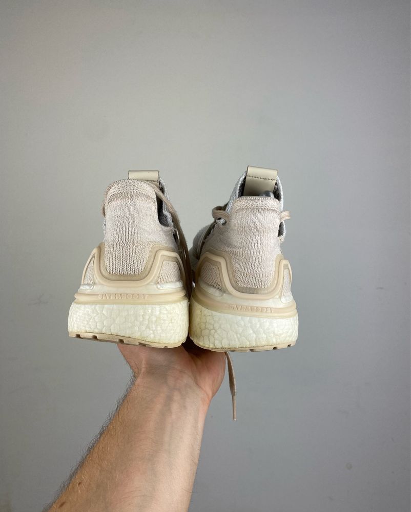 Кроссовки Adidas Boost