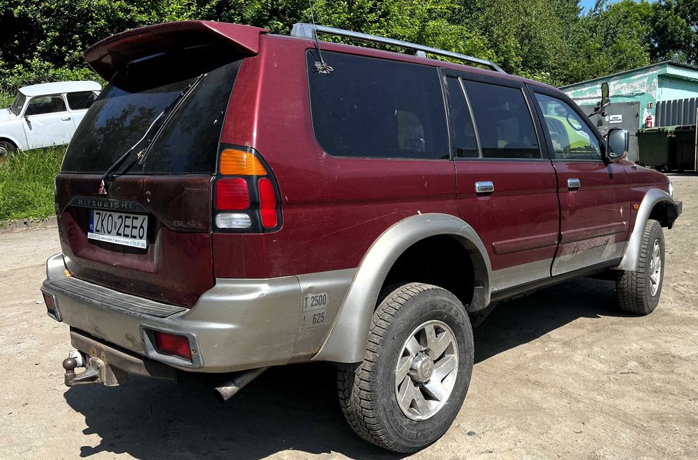 Mitsubishi Pajero Sport 2.5 D 2001