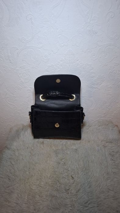 Продам сумочку-косметичку