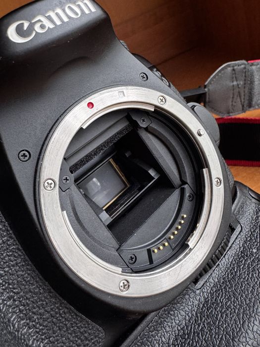 Canon eos 70d + obiektyw Sigma 18-200 DC OS