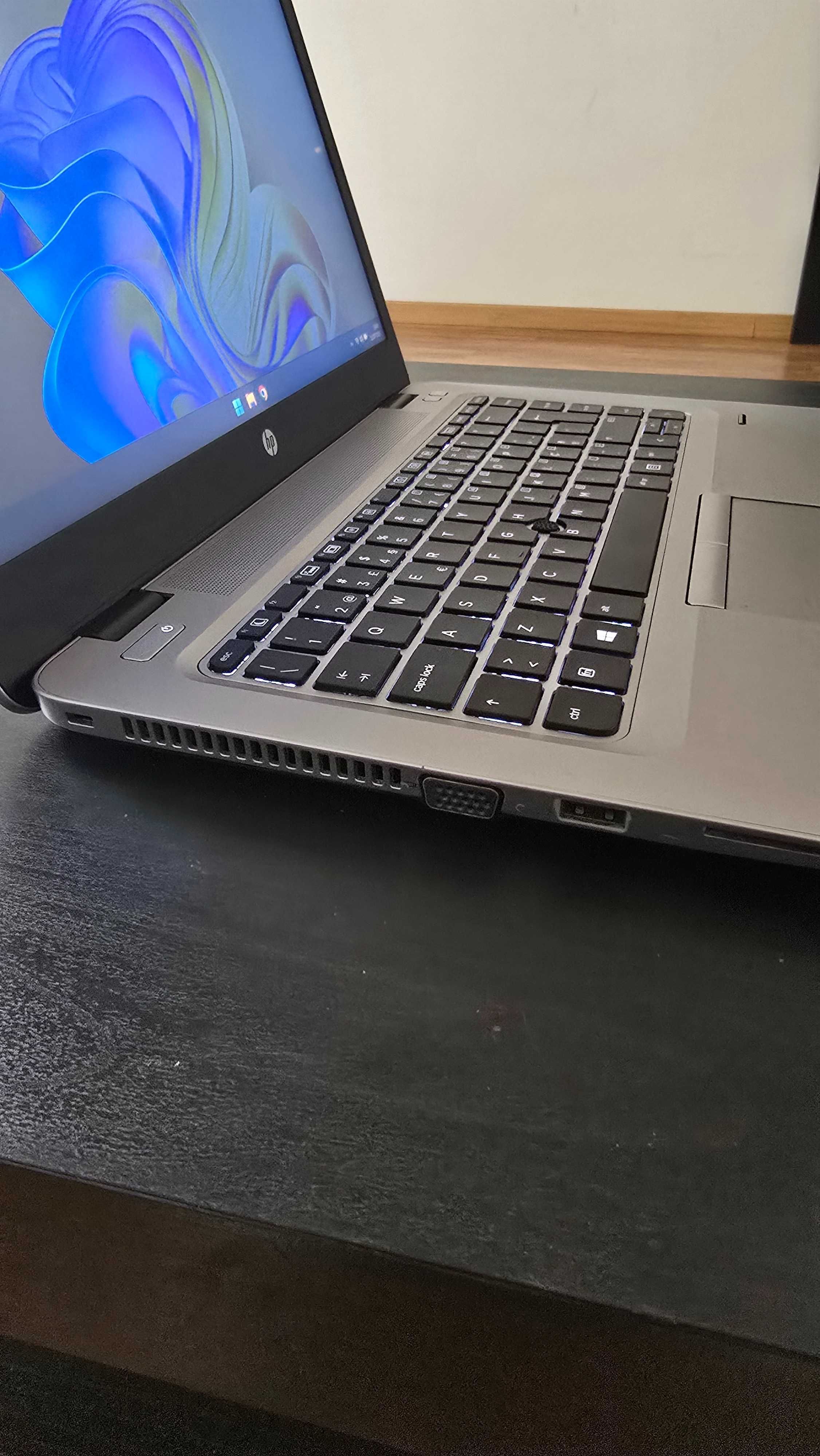Portatil HP 14" i5, 8gb Ram, SSD