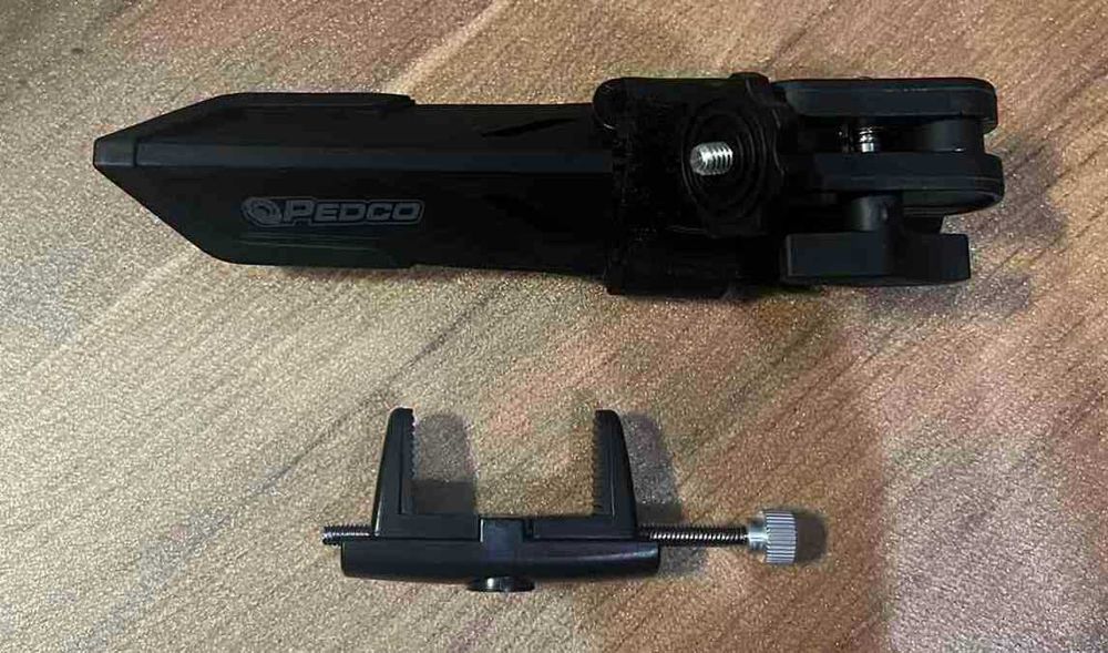 Метеостанція Kestrel 5700 Ballistics c БТ. Колір - TAN+флюгер+тринога