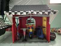 Casa de Brincar Oficina Disney CARS+ofertas (na foto) “ótimo estado”