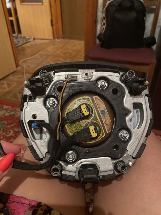 Подушка безопасности в руль Bmw F01, F02. Airbag