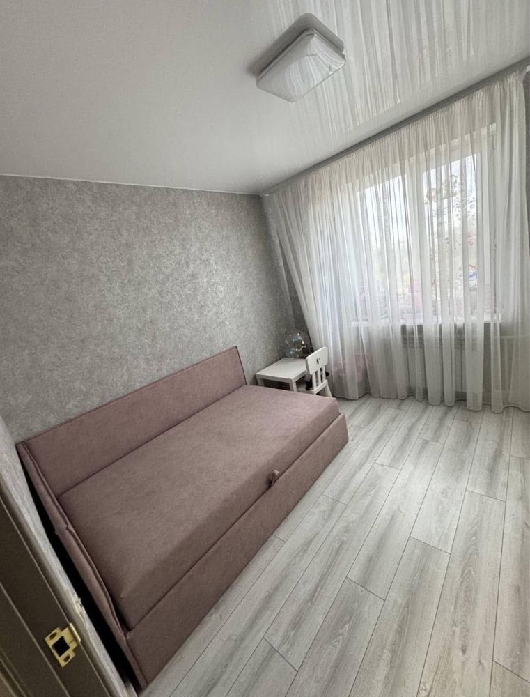 Продаж 3 км. квартири, вул. Пирогова, 65кв.м.