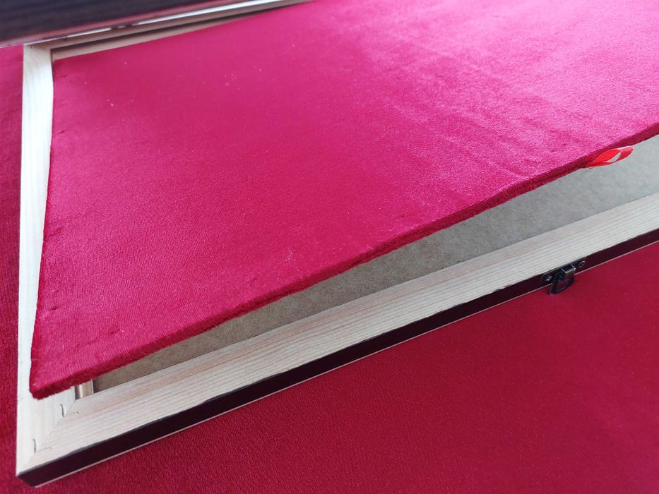 Gablota na odznaczenia, medale itp. 55cmx45cm.