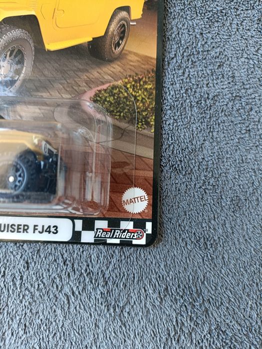 Toyota Land Cruiser premium hot wheels
