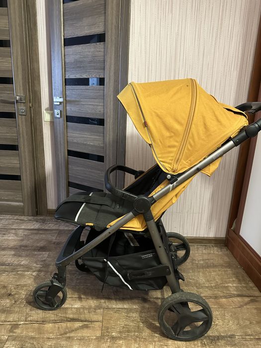 Коляска carello в хорошому стані