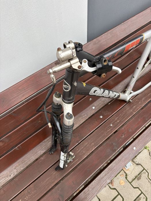Rama 26 Giant XC850 amortyzator mostek hak