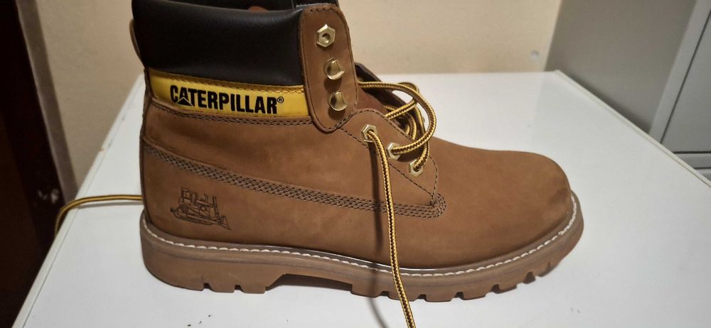 Buty cat męskie nowe 43