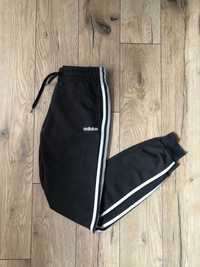 Spodnie dresowe Adidas 3 stripes Slim rozm. XS