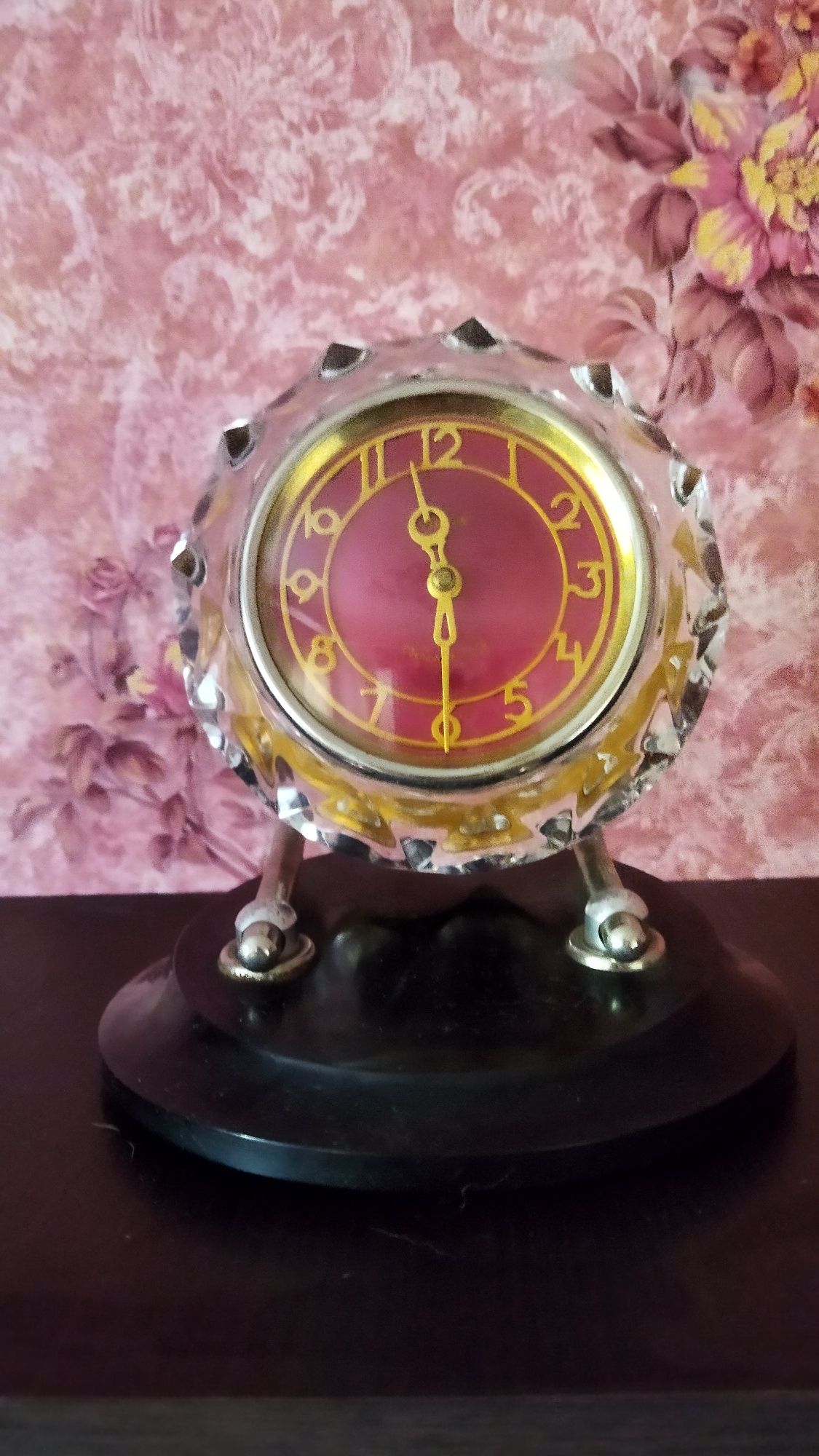 Часы будильник раритет хрусталь стекло механика