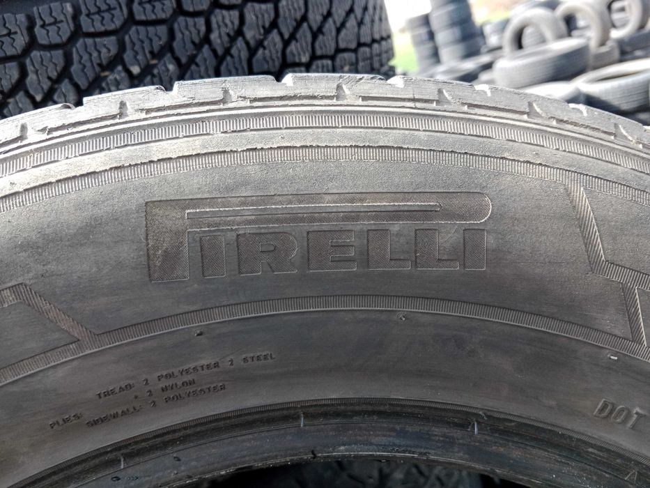 Opona używana letnia 225/65R16C Pirelli Carrier 1szt.