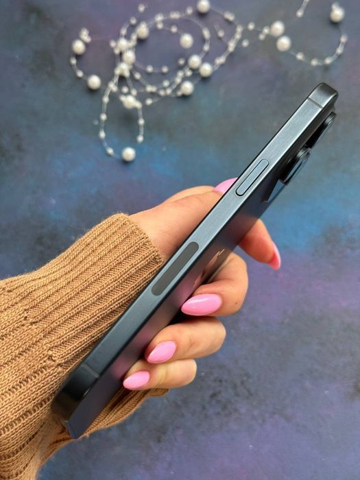 Продам Айфон . Срочно