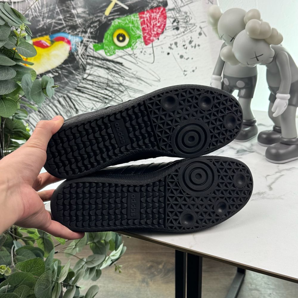 Кросівки шкіряні Adidas Samba 41 розмір 3993