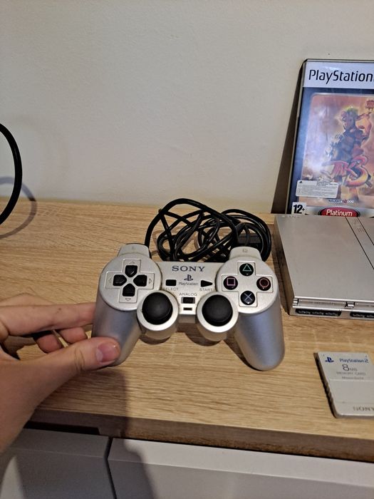 Konsola PlayStation 2 Slim Silver +Gry Pad