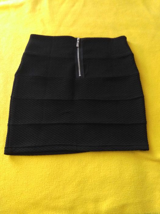 Spódnica czarna rozm. 38
