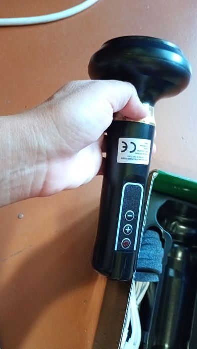 Антицеллюлитный массажёр присоска