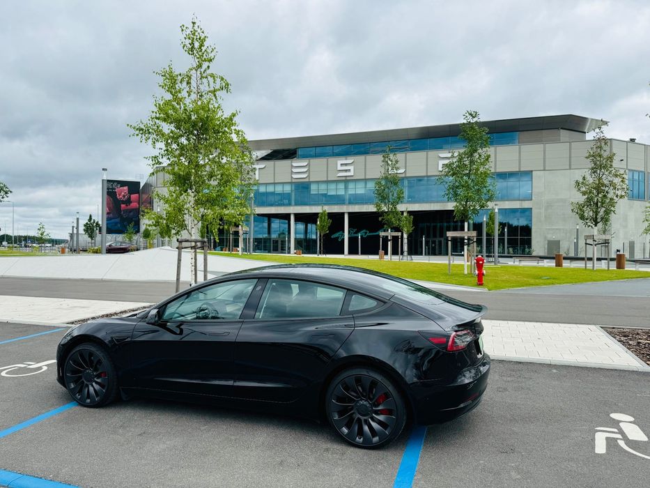 Tesla Model 3 Tesla Model 3 Performance bez odstępnego cesja lub gotówka